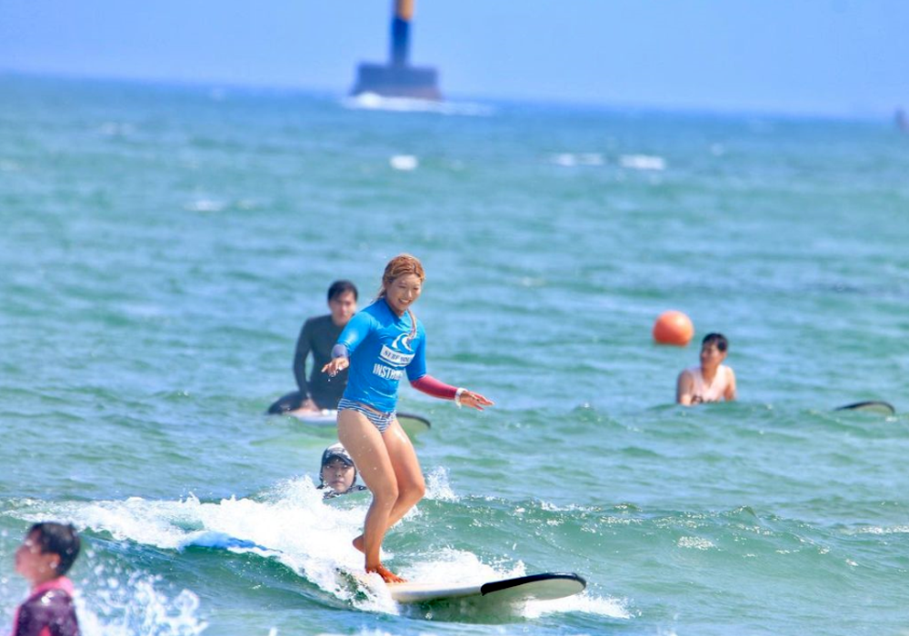 Beach Yoga/Surfing(Surf Holic)