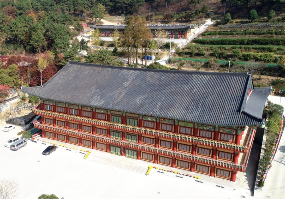 Naewonjeongsa Temple